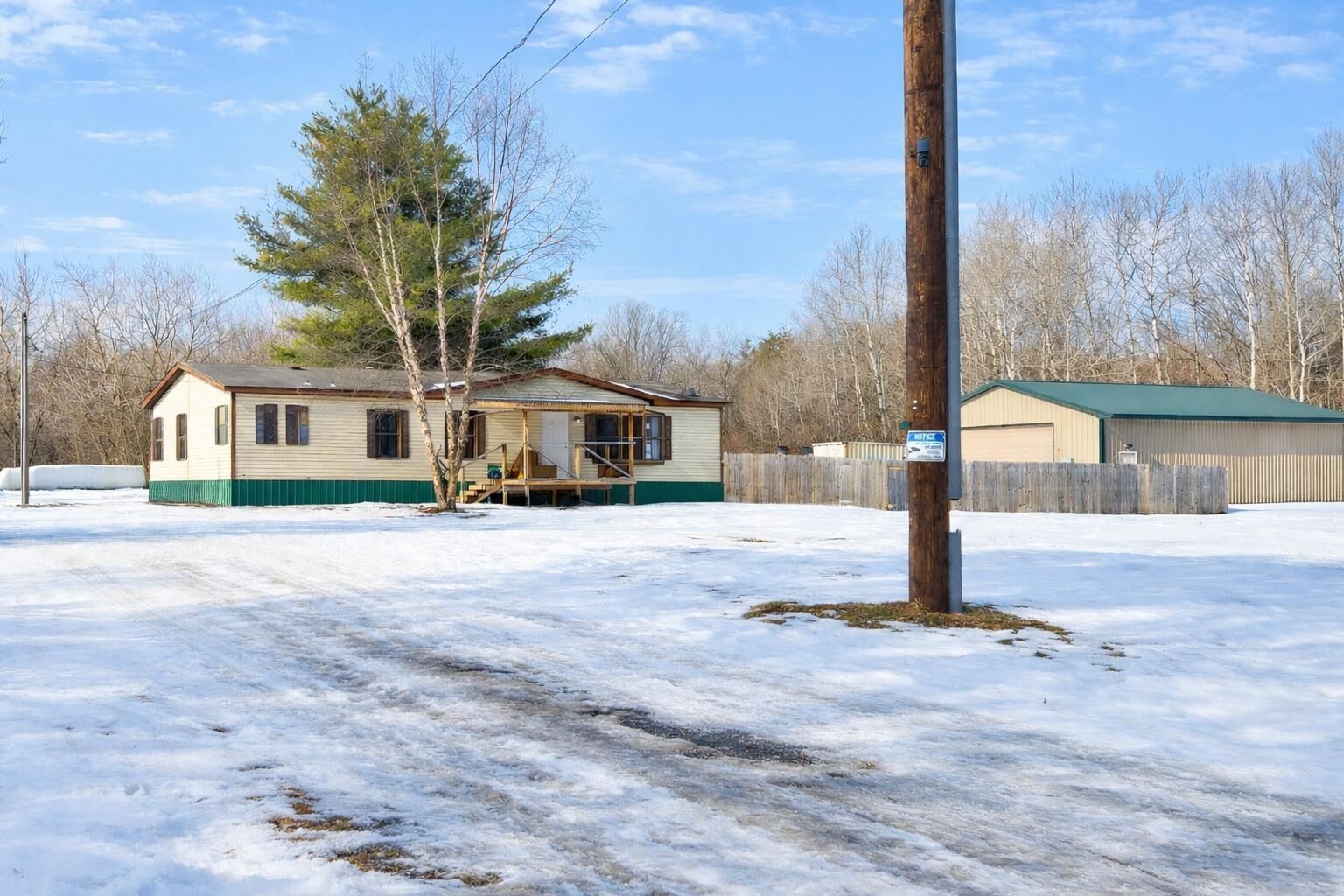 Property Photo:  6807 N Neiner  MI 48612 