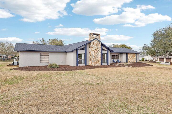 Property Photo: 9830 Wedgewood Lane FL 34788