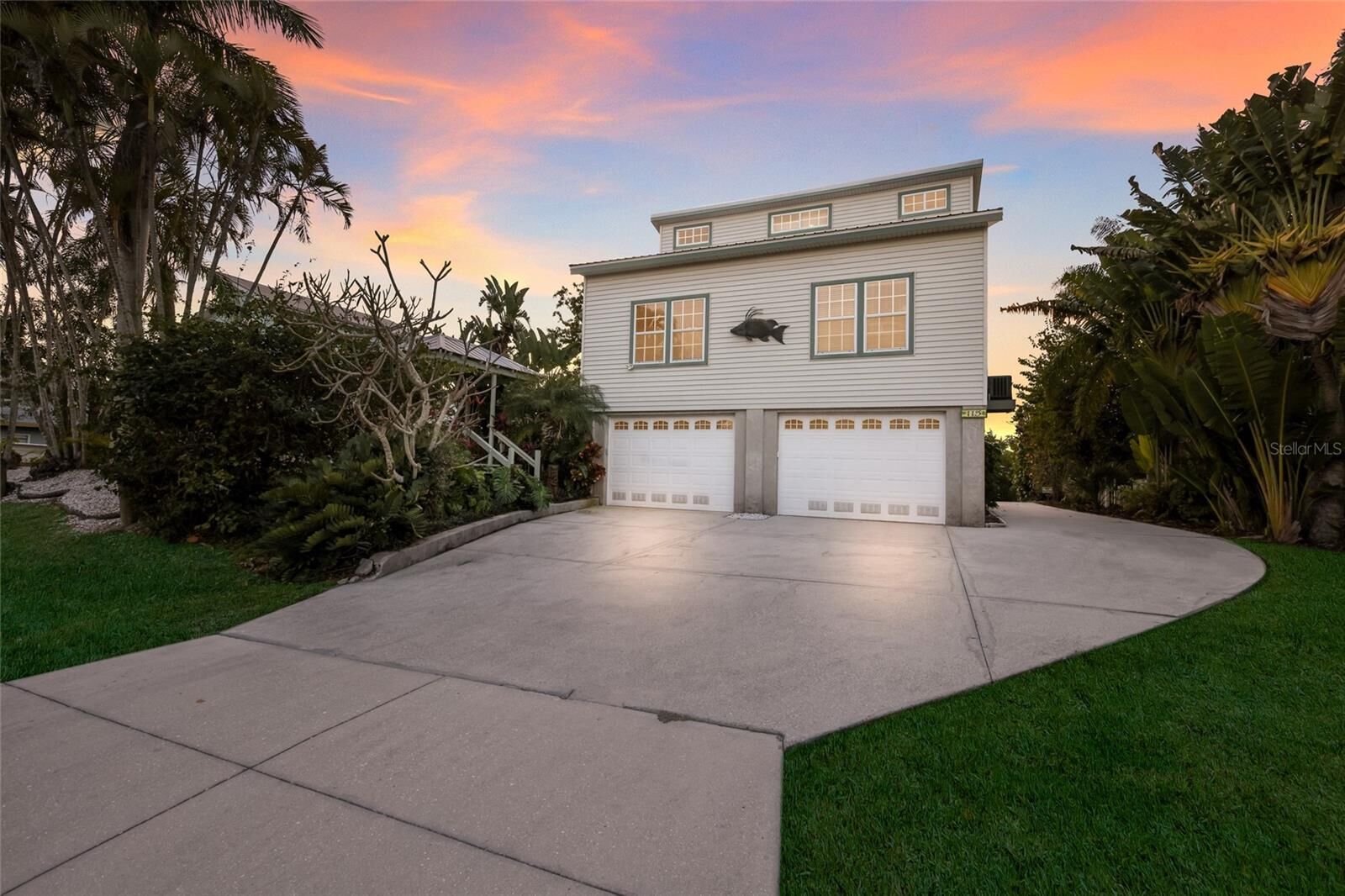 Property Photo:  115 Burns Road  FL 34250 