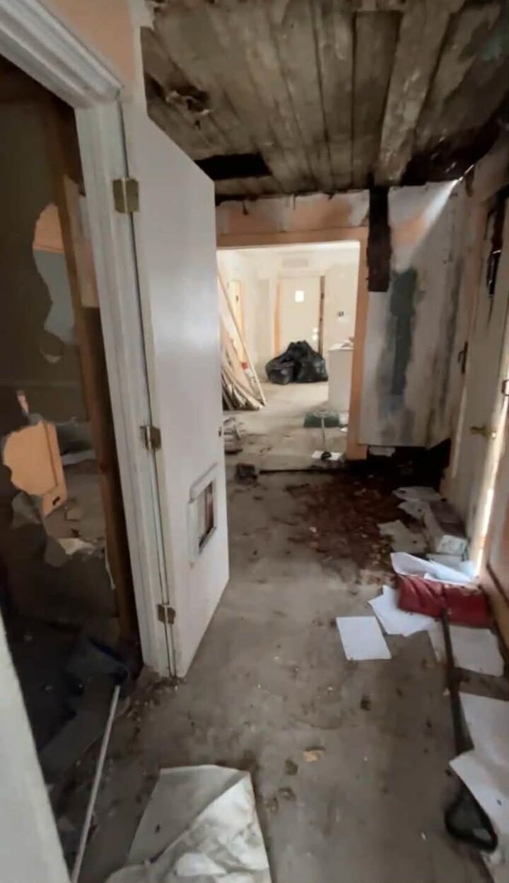 Property Photo: 3232 Grant Street MI 48601-4725