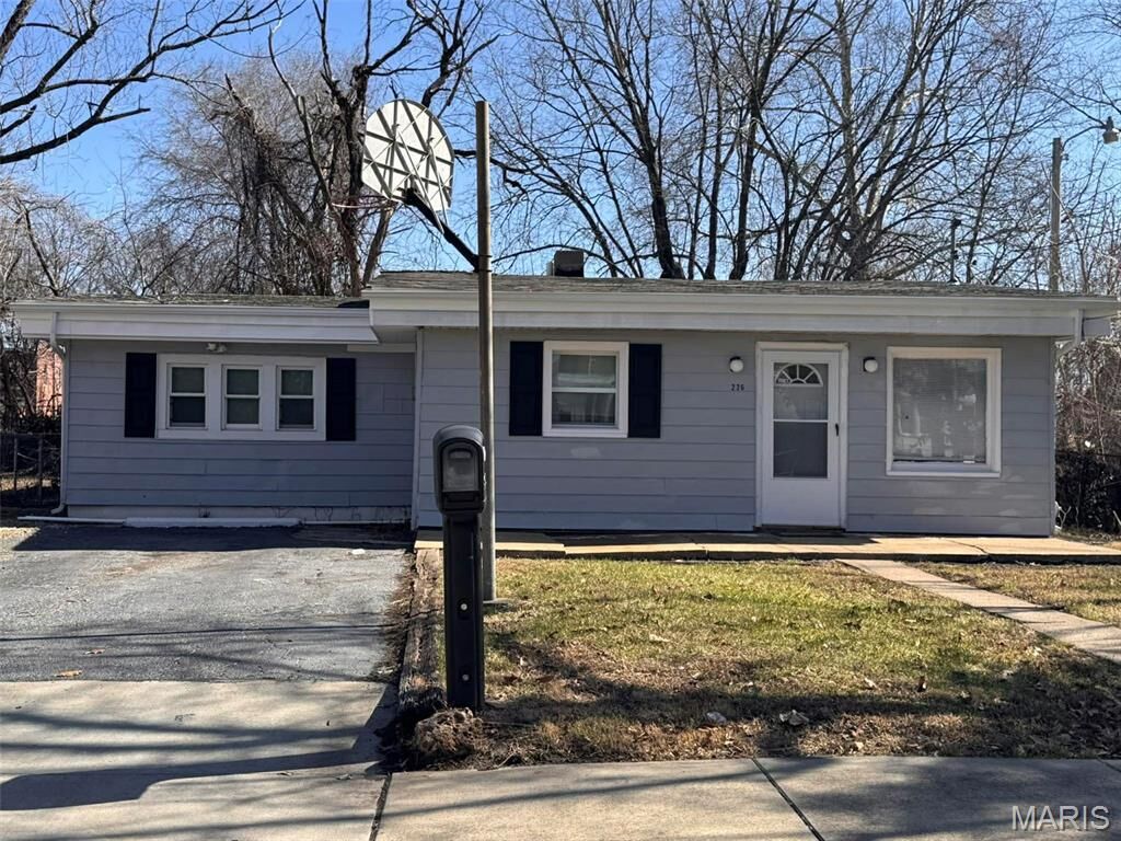 Property Photo:  226 N 8th Street  IL 62220 