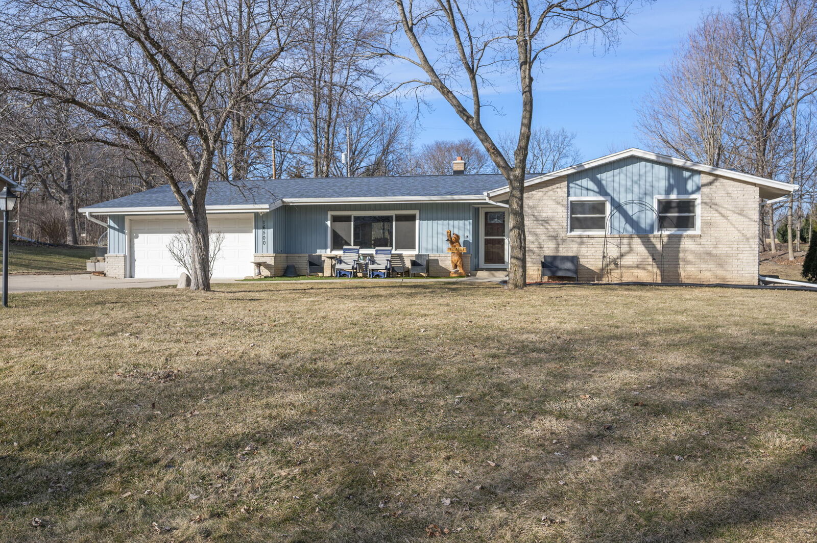 Property Photo:  16500 Willow Ridge Ln  WI 53005 
