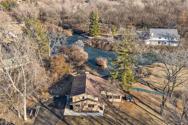 Property Photo:  5405 Deerfield Drive  IL 60450 