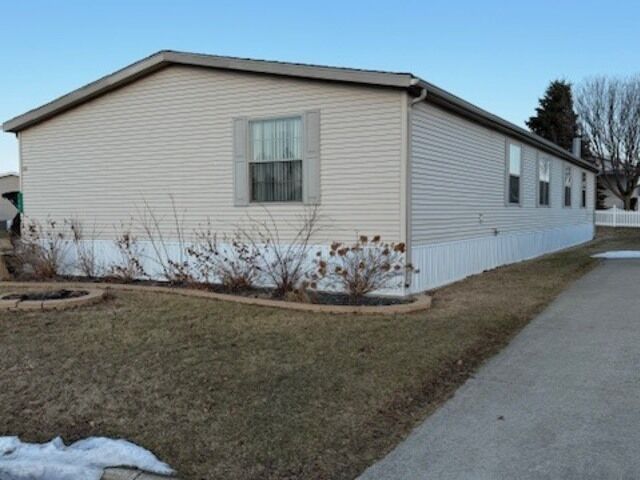 Property Photo:  1262 Red Bud Road  IL 60950 