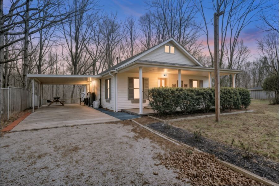 Property Photo:  408 Spring St  TN 37356 