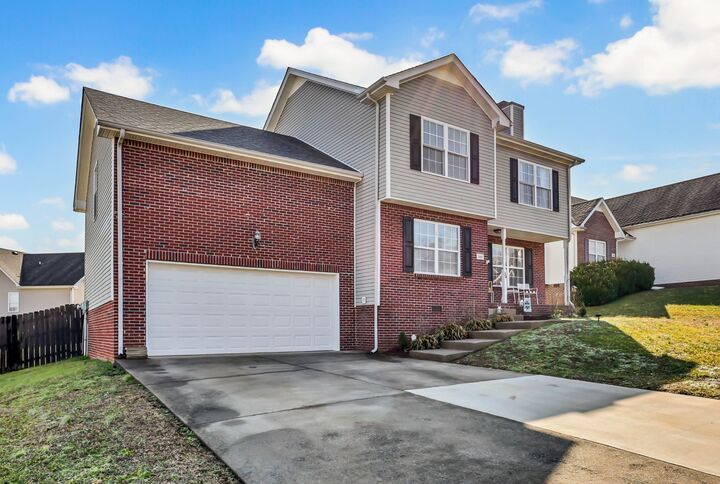 Property Photo:  3167 Cross Ridge Dr  TN 37040 