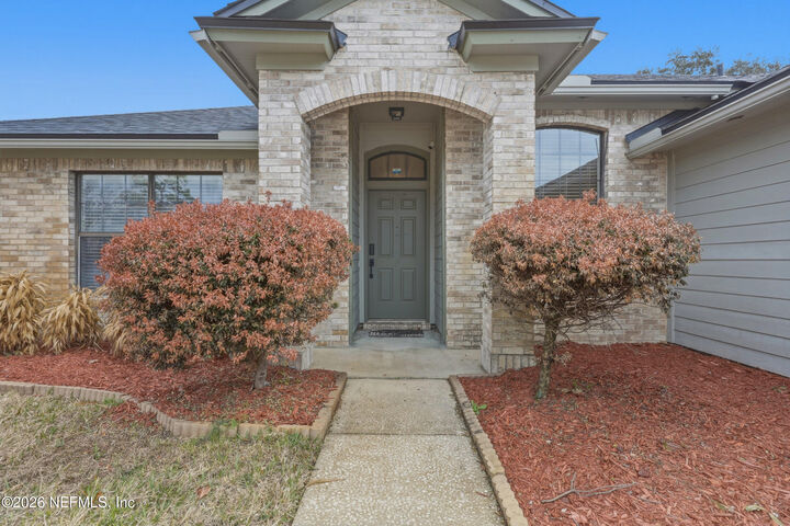 Property Photo:  2103 Forest Gate Drive W  FL 32246 