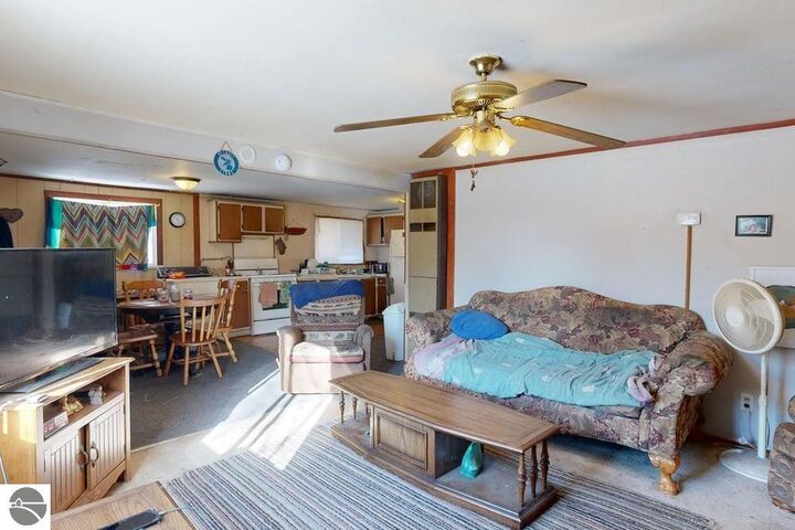 Property Photo:  1205 N Kinney Avenue  MI 48858 