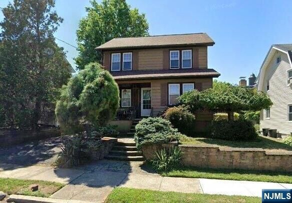 Property Photo:  136 Gray Street  NJ 07603 