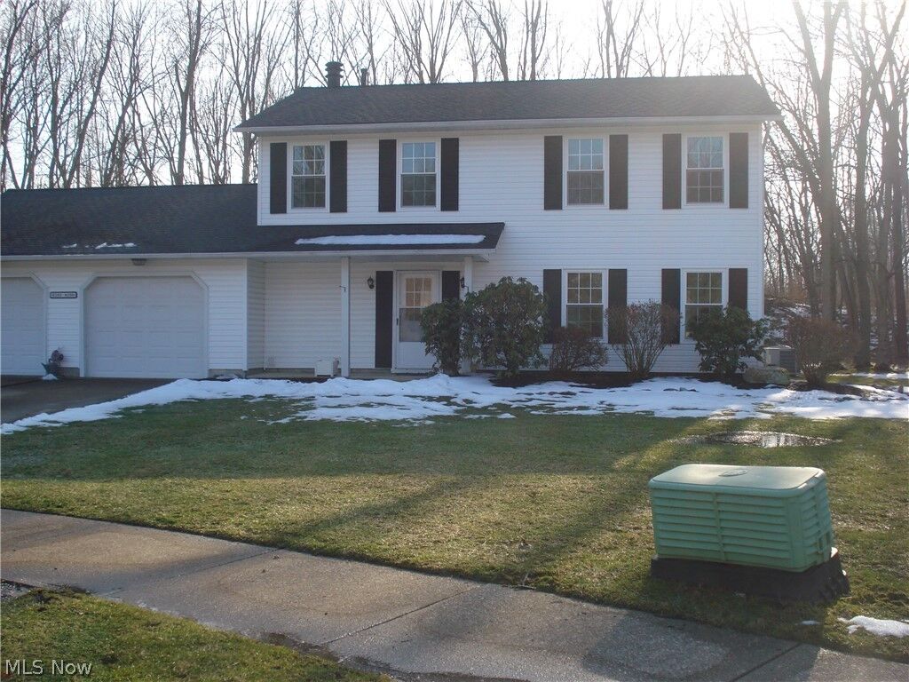 Property Photo:  8290 Quail Point Lane  OH 44060 