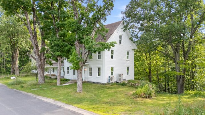 Property Photo:  516 West Salisbury Road  NH 03268 