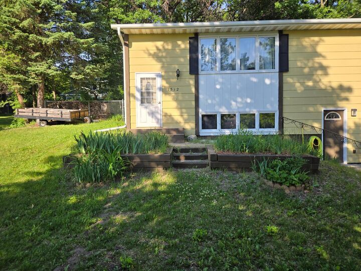 Property Photo:  1512 Point Douglas Road S  MN 55119 