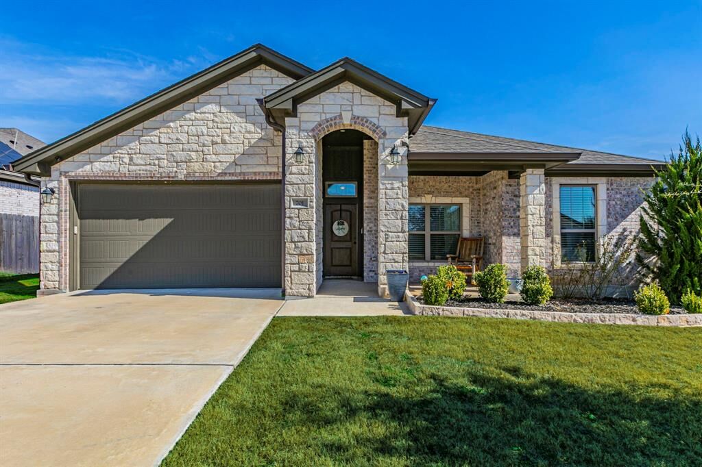 Property Photo:  701 Juniper Drive  TX 76579 