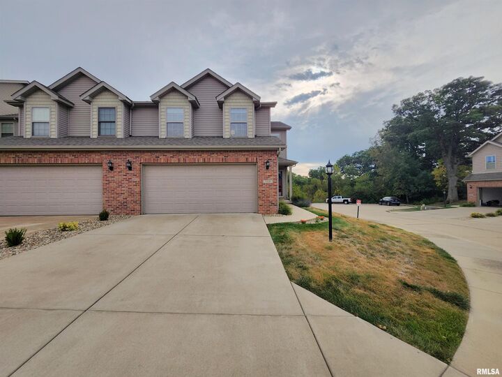 Property Photo: 7118 N Thomas Davis Drive IL 61615