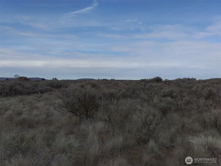 Property Photo:  0  Caballo Court Lot 17  WA 98823 