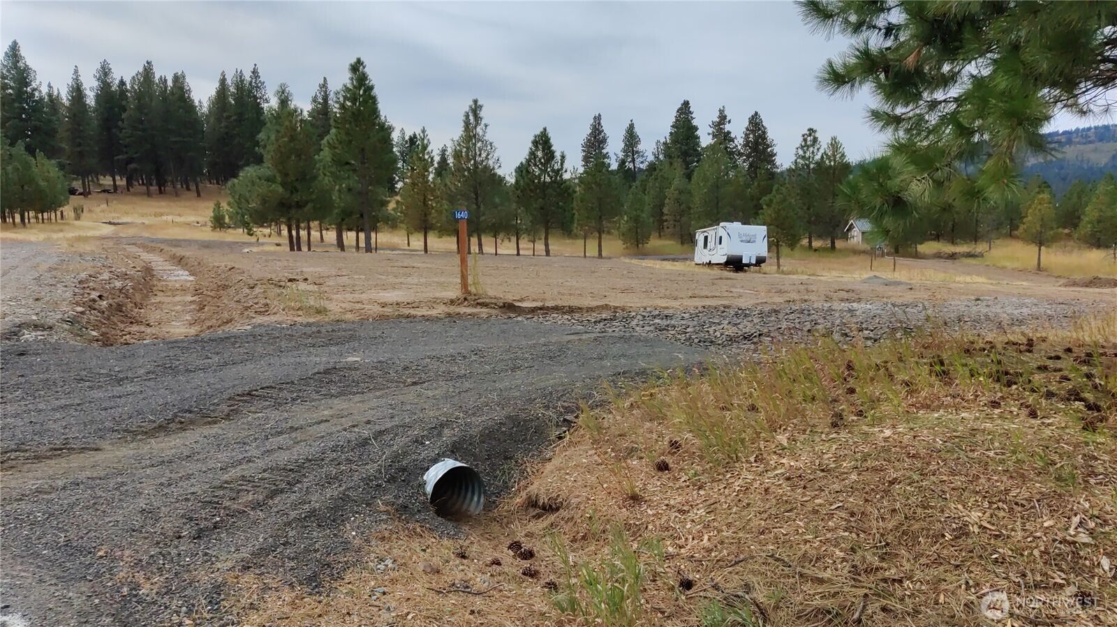 Property Photo:  1640  Leo Lane  WA 98922 