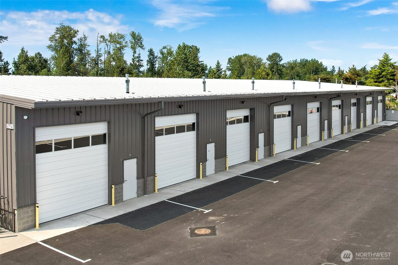 Property Photo: 1631 Jills Court 8 WA 98226