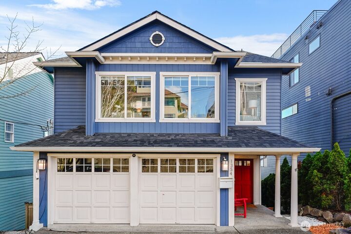 Property Photo:  1354  32nd Avenue S  WA 98144 