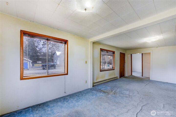 Property Photo:  209 SE May Avenue  WA 99185 