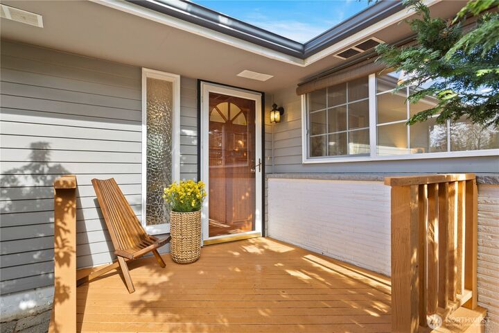 Property Photo: 23029 83rd Avenue W WA 98026
