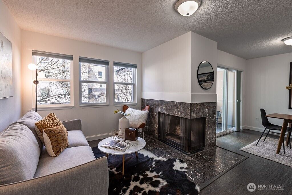 Property Photo:  2001 E Yesler # 17  WA 98122 