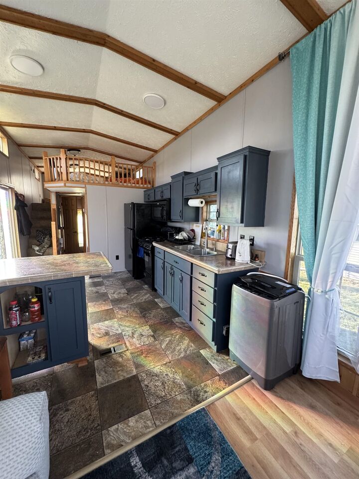 Property Photo: 409 Spruce Drive IL 61008