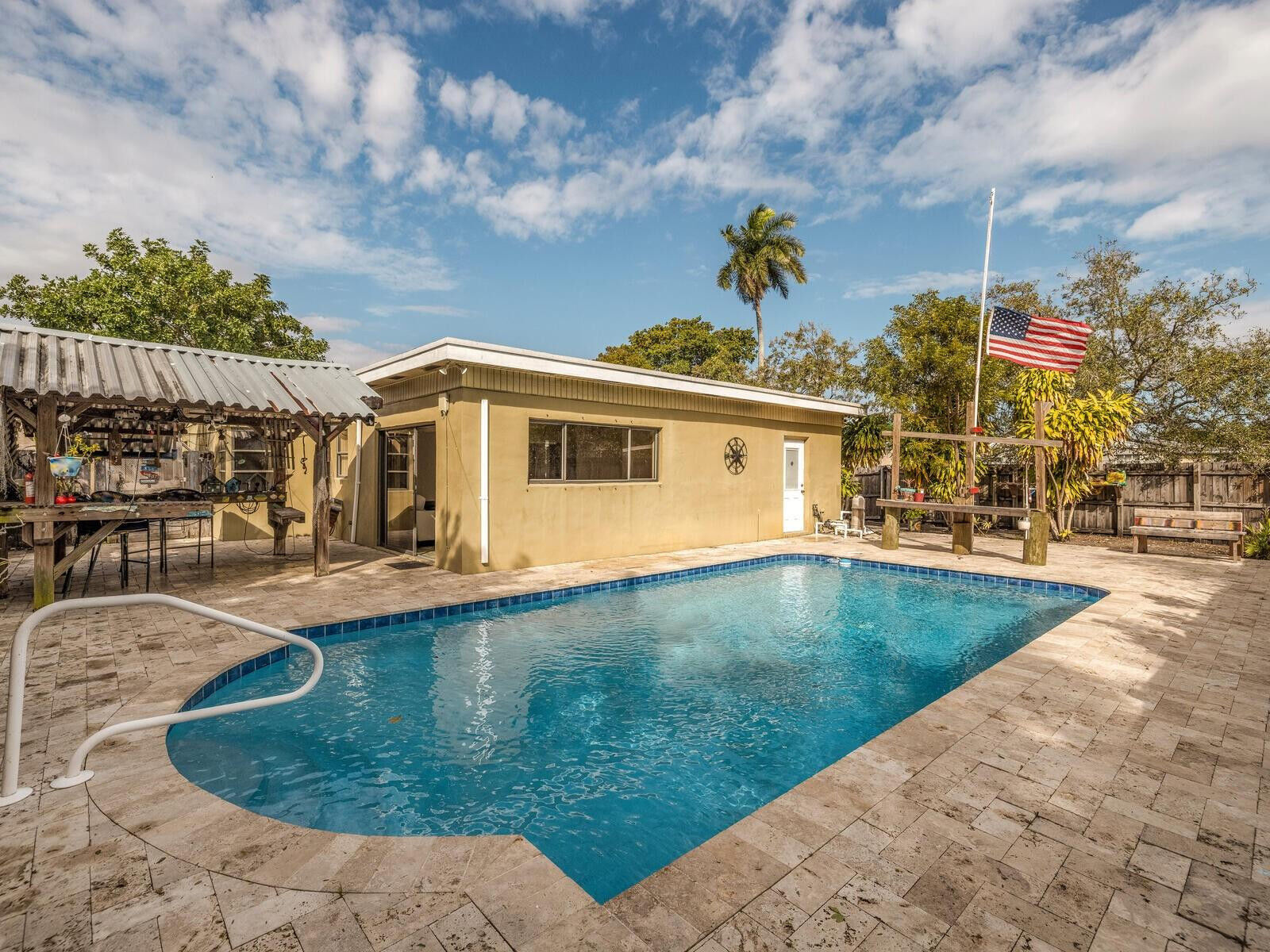 Property Photo:  5372 NW 5th Avenue  FL 33309 