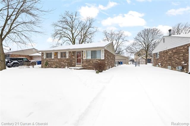 Property Photo: 1399 Elmhurst Street MI 48187