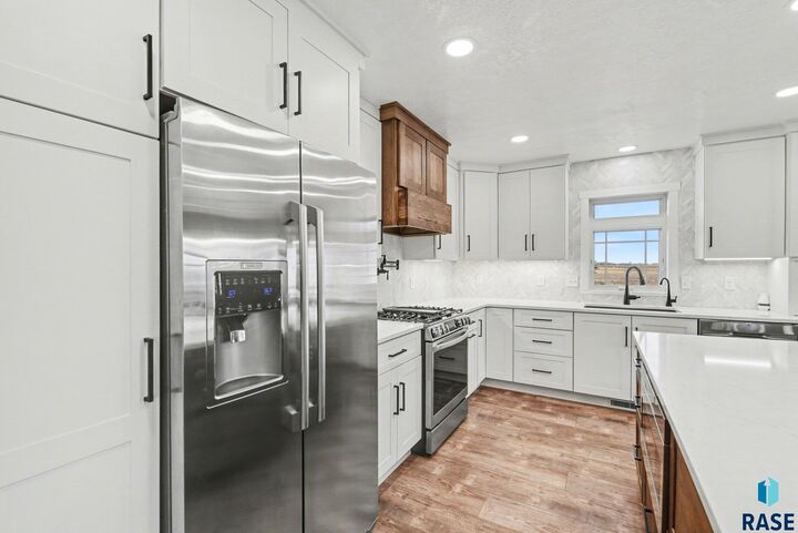 Property Photo: 46206 Weis Cir SD 57033