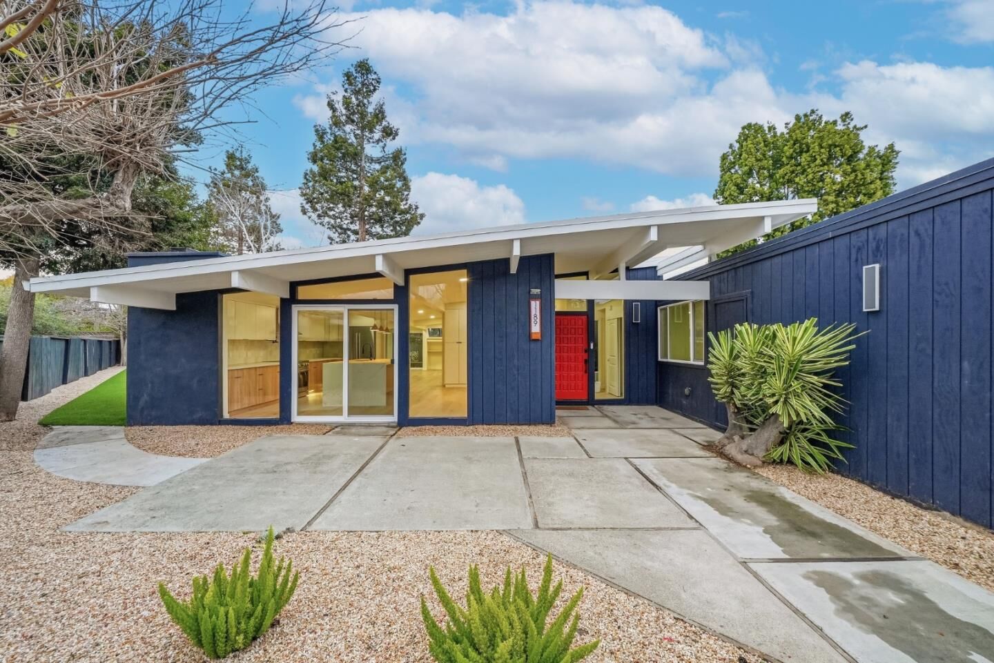 Property Photo:  1189 Vanderbilt Ct E  CA 94087 