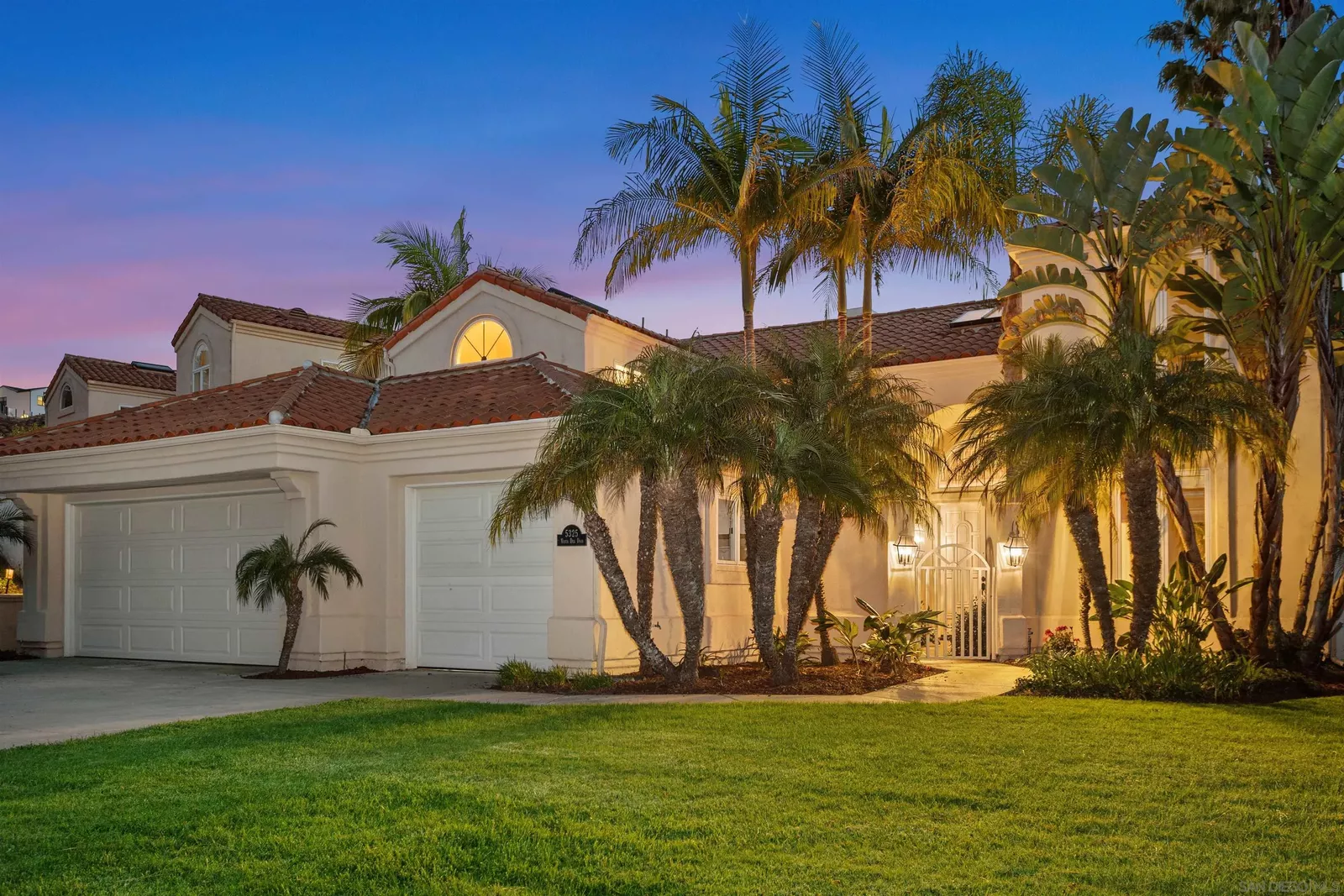 Property Photo:  5325 Vista Del Dios  CA 92130 