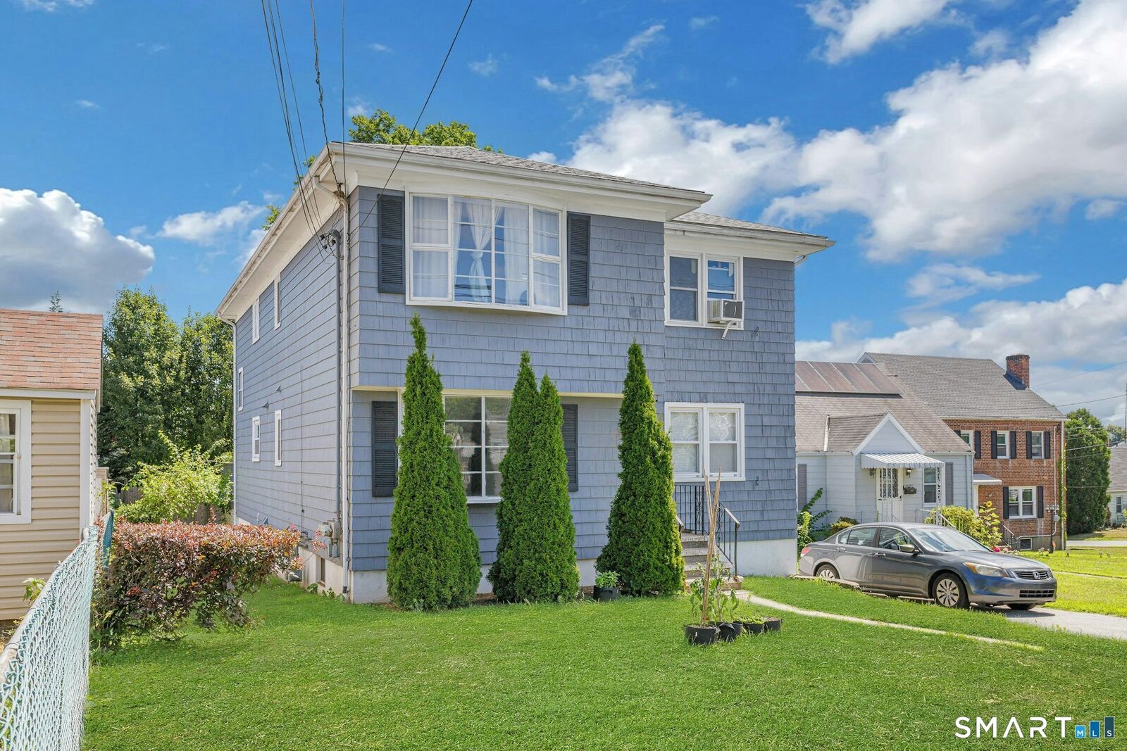 Property Photo: 2090 Madison Avenue CT 06606