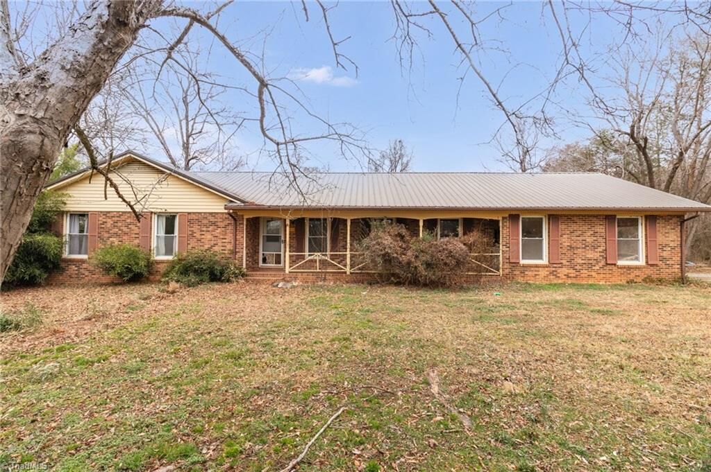 Property Photo: 2533 Reedy Creek Road NC 27295