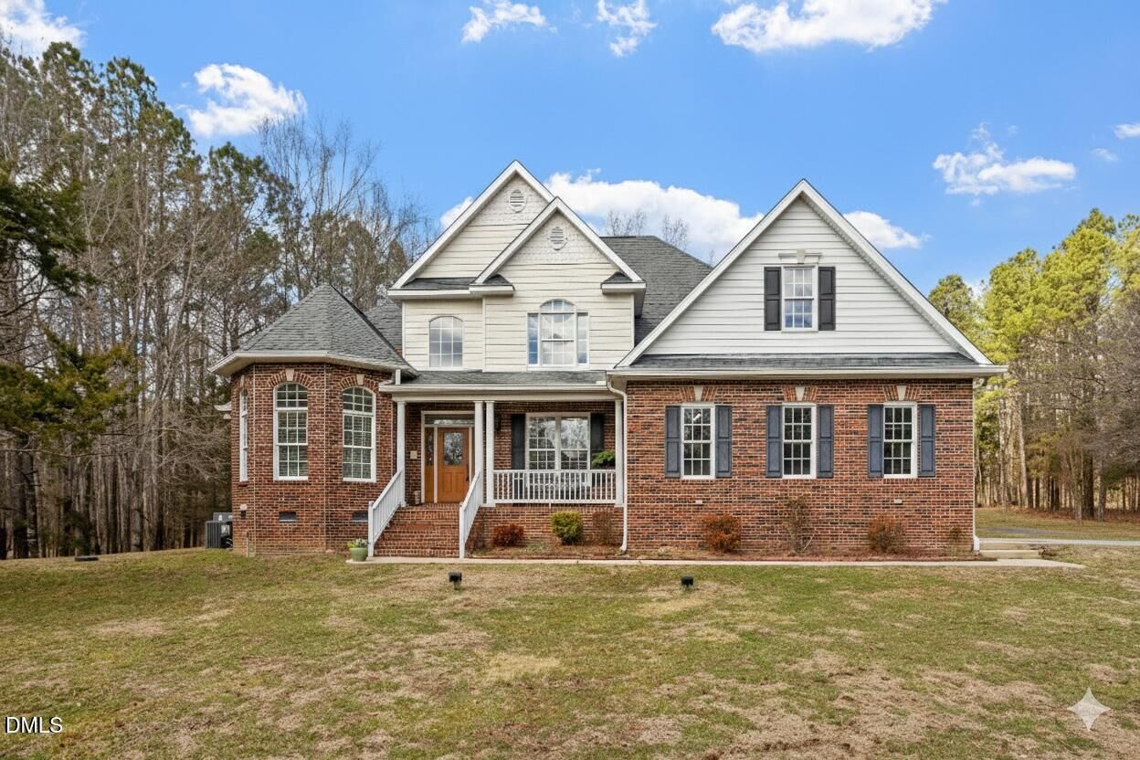 Property Photo:  60 Doe Crossing Drive  NC 27549 