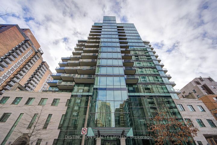 77 Charles Street W 1603 — photo 1