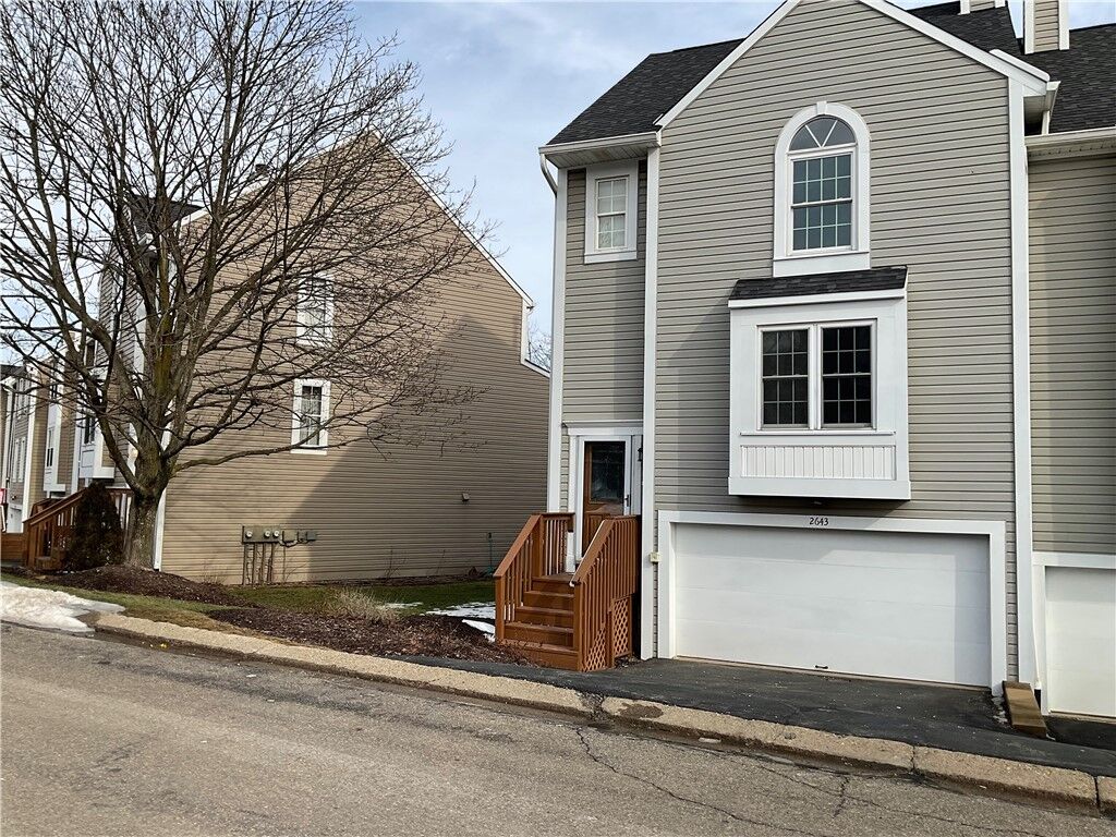 Property Photo: 2643 Hunters Point Drive PA 15090