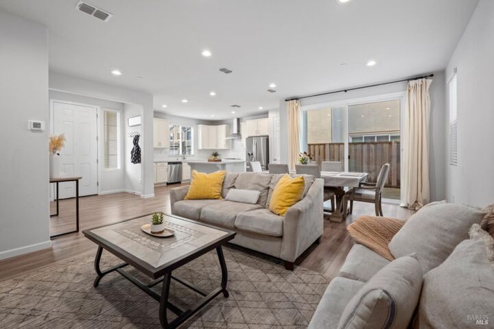 Property Photo:  2148 Karen Place  CA 94928 