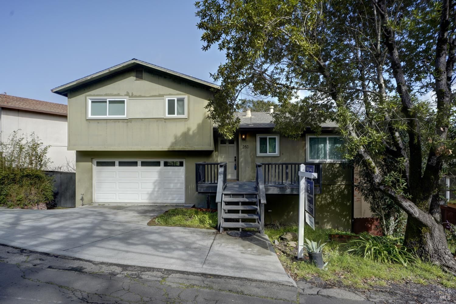 Property Photo: 250 Prospect Drive CA 94901