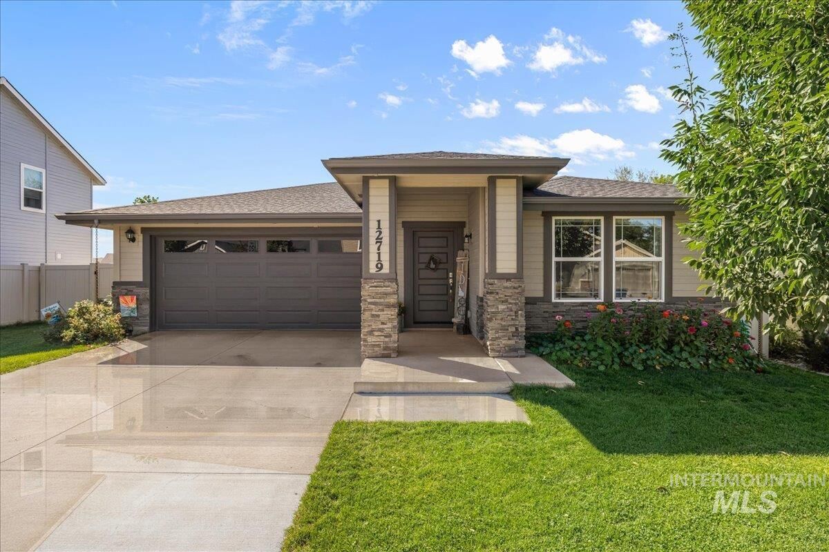 Property Photo:  12719 W Hidden Point Drive  ID 83669 