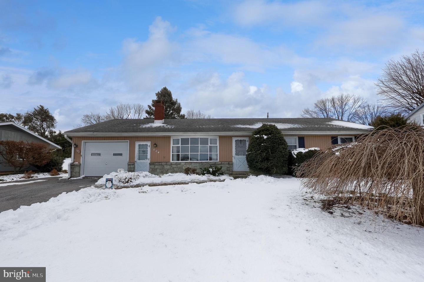Property Photo:  404 Windy Tor Road  PA 17540 