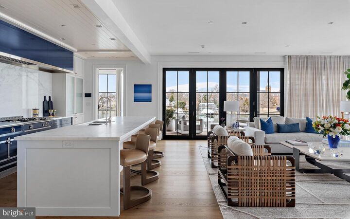 Property Photo: 287 State Street 2 MD 21403