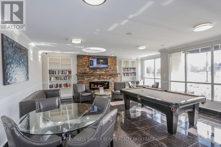 Photo de la propriété:  353 Commissioners Road West 1111  ON N6J 0A3 