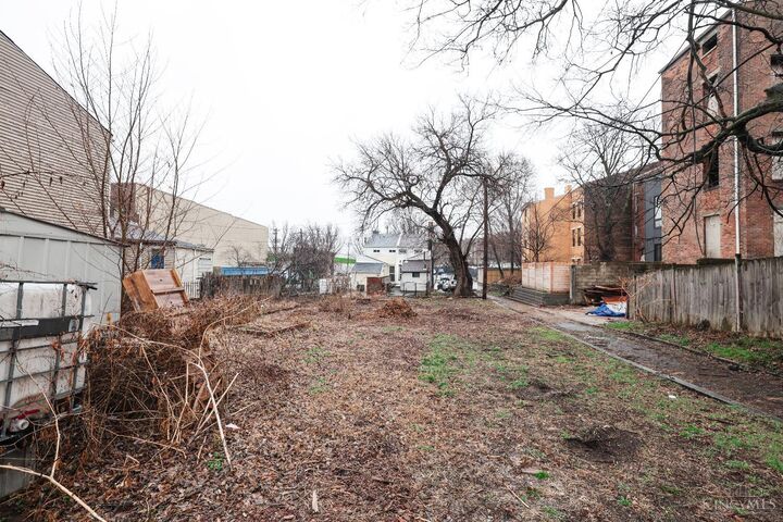 Property Photo: 1110 Garden Street OH 45214