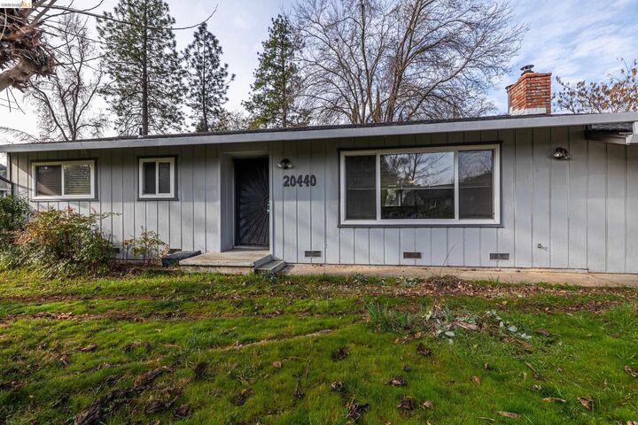 Property Photo:  20440 W Walnut Dr  CA 95370 