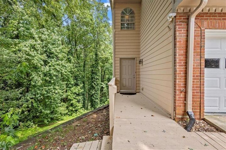 Property Photo:  873 Edgewater Circle  GA 30062 