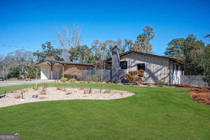 Property Photo:  2018 Nancy Circle SE  GA 30080 