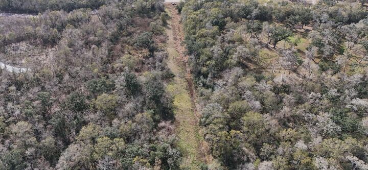 Property Photo:  0000 County Road 409  TX 77480 