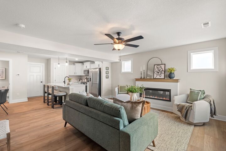 Property Photo:  596 NE Hart Lane  IA 50021 