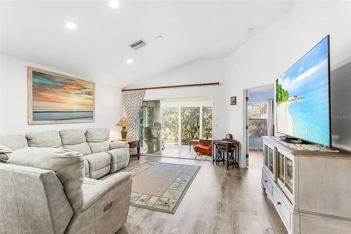 Property Photo:  2031 Matecumbe Key Road  FL 33955 