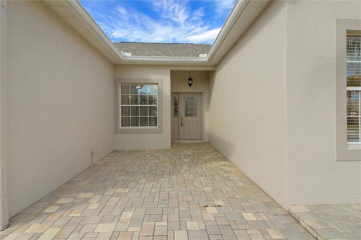 Property Photo:  3715 Mulberry Grove Loop  FL 34748 